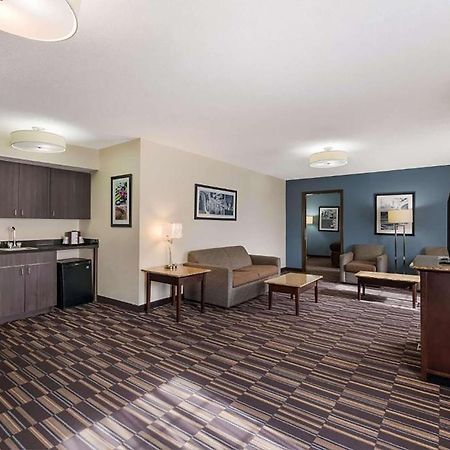 Baymont By Wyndham Elizabeth City Eksteriør bilde